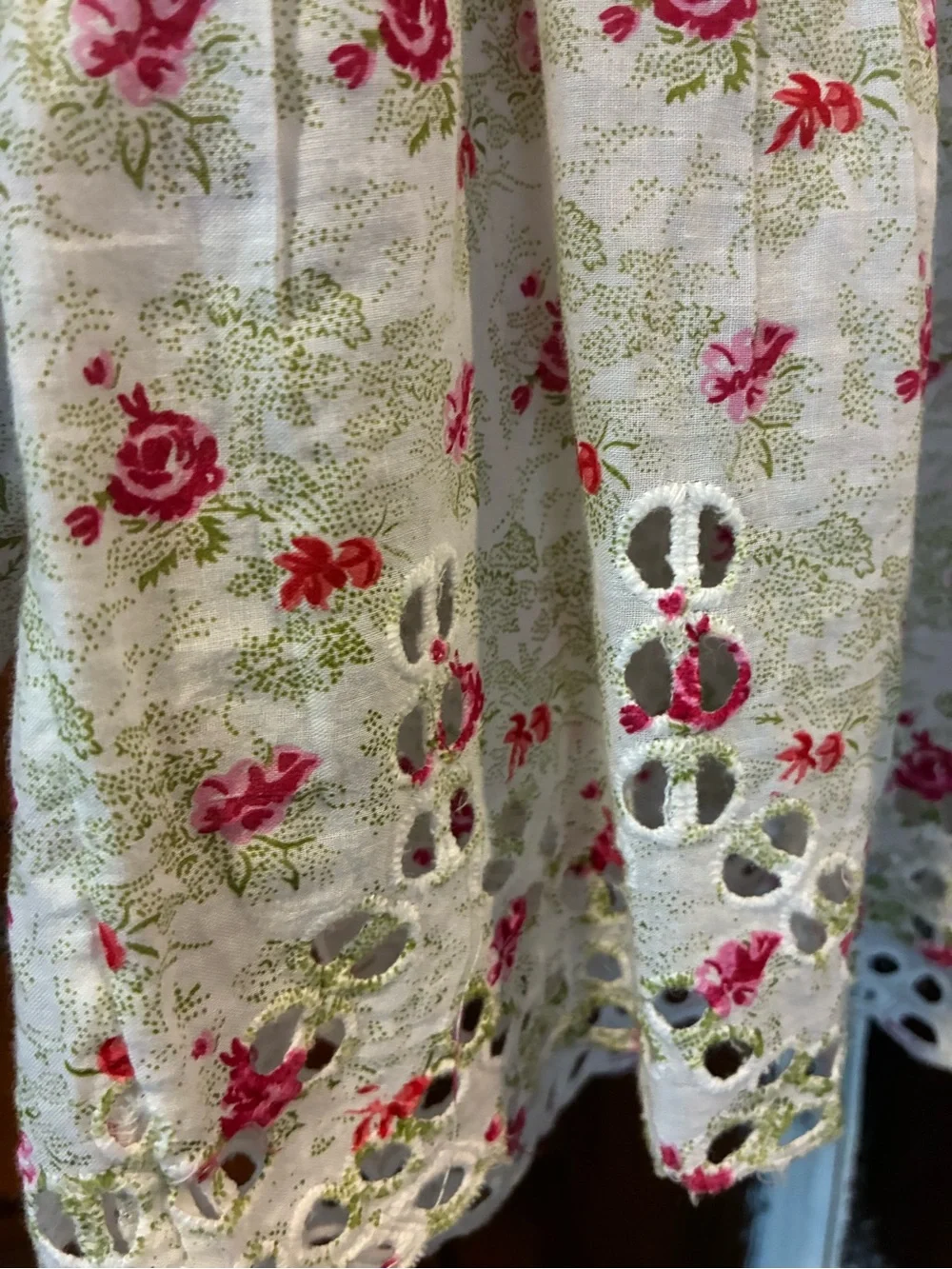 Anthropologie Floral Smocked Peplum Blouse Eyelet Puff Sleeve Top Medium